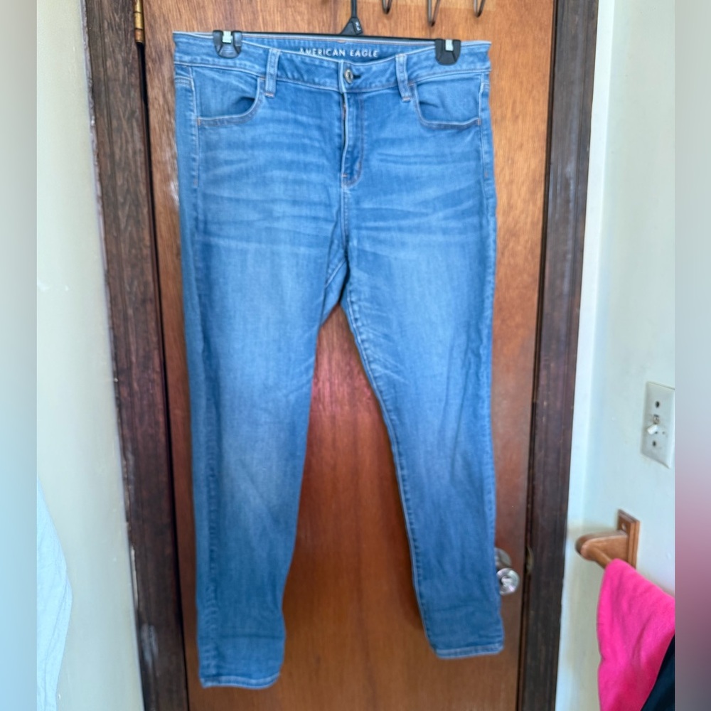 American Eagle Outfitters Light Blue Skinny Jeans